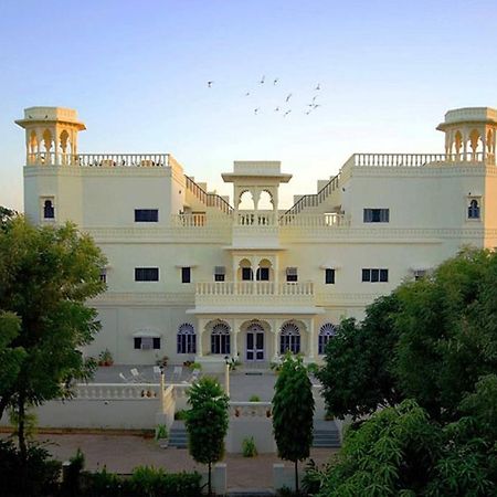 V Resorts Jhalamand Garh Jodhpur Jodhpur  Bagian luar foto